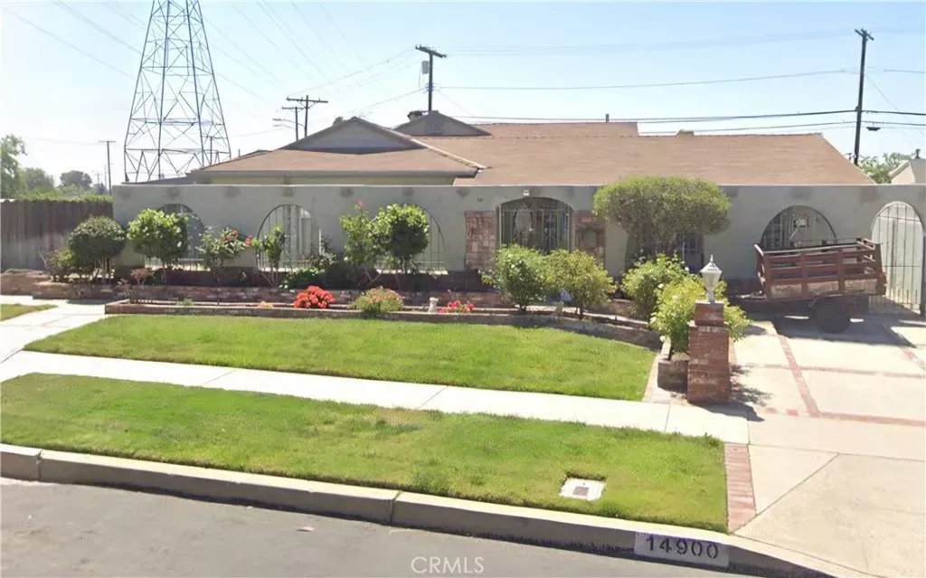 Property Photo: 14900 Wolfskill CA 91345