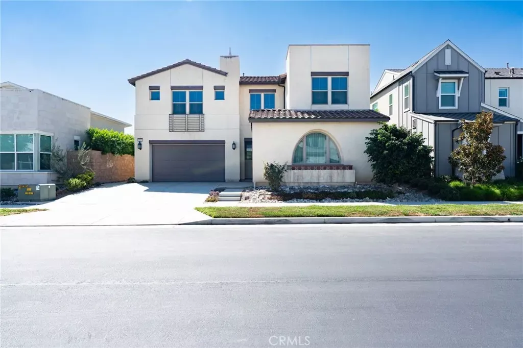 Property Photo:  2532 E Scarett  CA 91762 