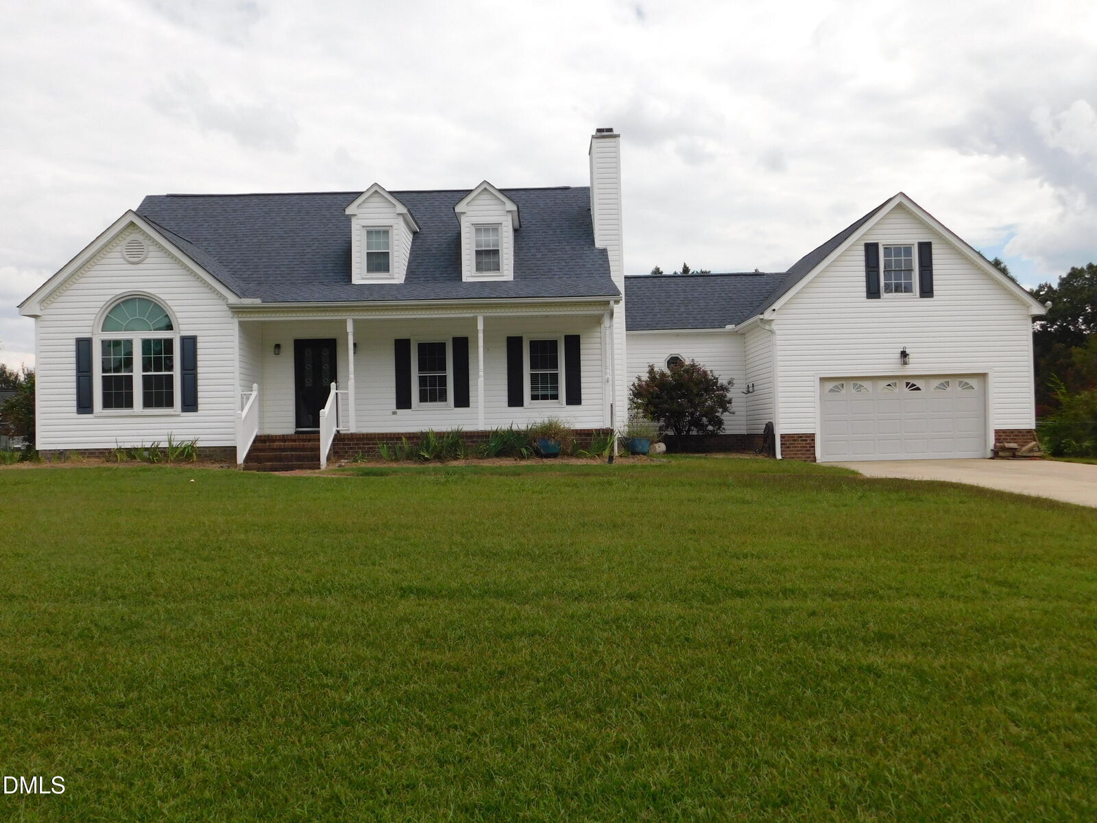 Property Photo:  1231 Evergreen Drive  NC 27856 