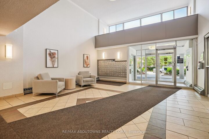 Property Photo:  111 Market Street 1202  ON L8R 3K2 