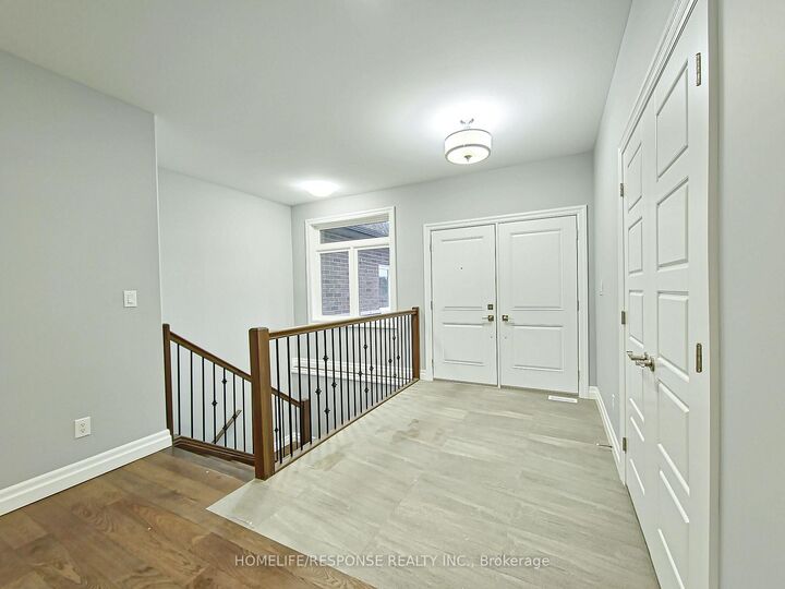 Property Photo:  19 Tracy Drive  ON N7M 0S8 