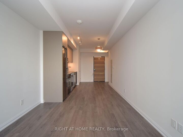 Property Photo:  4208 Dundas Street W 316  ON M8X 0B1 