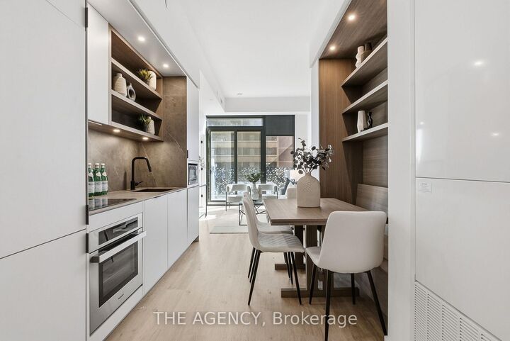 Property Photo:  55 Charles Street E 1001  ON M4Y 0J1 
