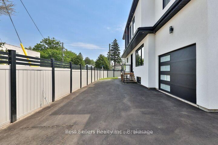 Property Photo:  172 Royal York Road 2A  ON M8V 2V4 