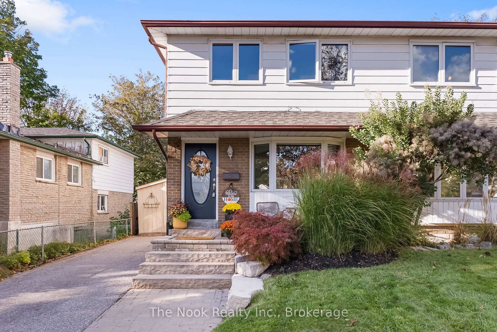 Property Photo:  648 Berwick Crescent  ON L1J 3E7 