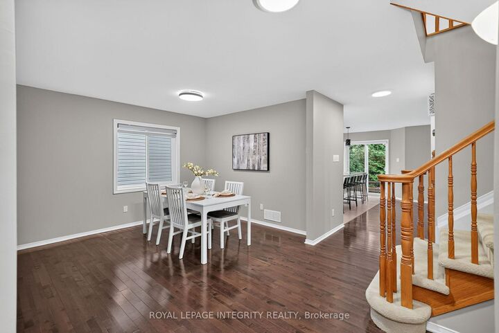 Property Photo:  23 Tyne Court  ON K2K 3H7 