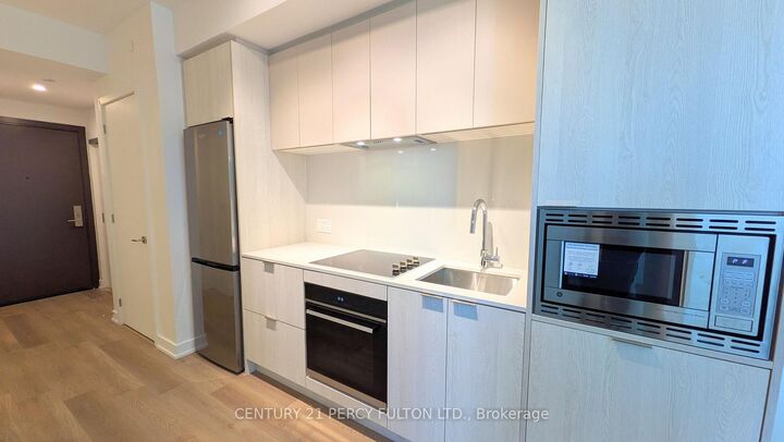 Property Photo:  101 John Street N 1017  ON L8R 0B8 