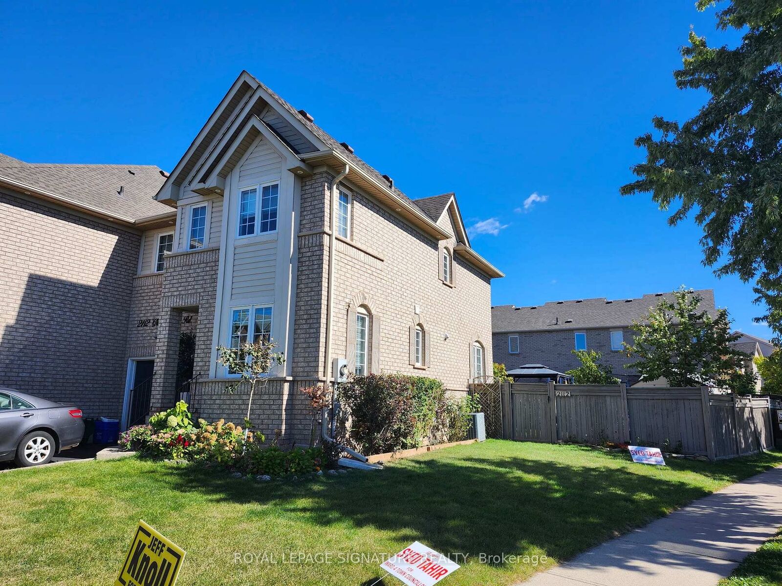 Property Photo:  2112 Glenhampton Road  ON L6M 3X1 