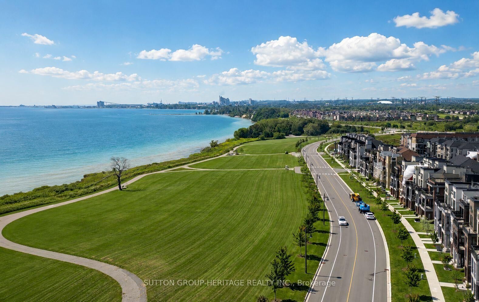 Property Photo:  22 C Lookout Drive  ON L1C 7G1 