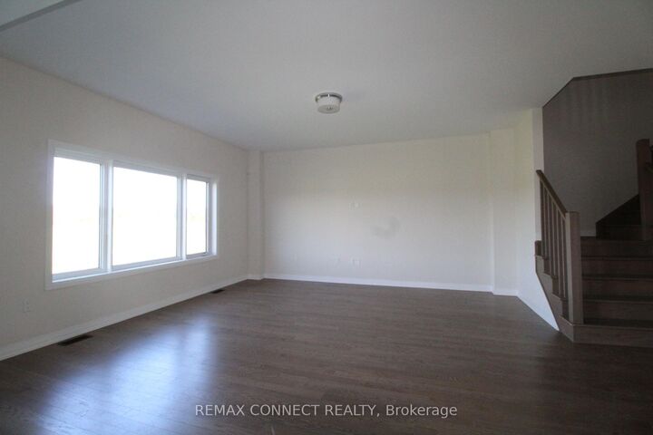 Property Photo: 3715 Quayside Drive ON L3V 8M9