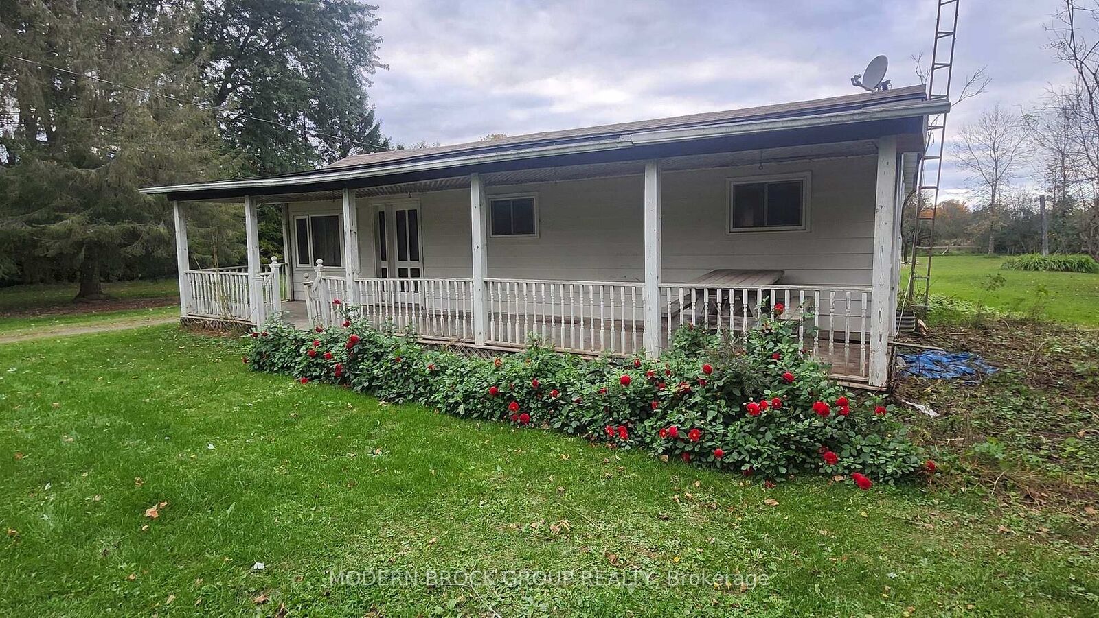 Property Photo:  6542 6th Concession Road  ON K0E 1A0 