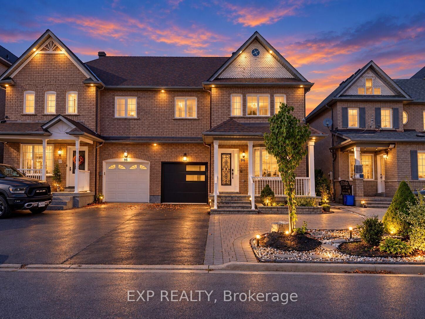 Property Photo:  96 Grand Valley Boulevard  ON L6A 3K4 