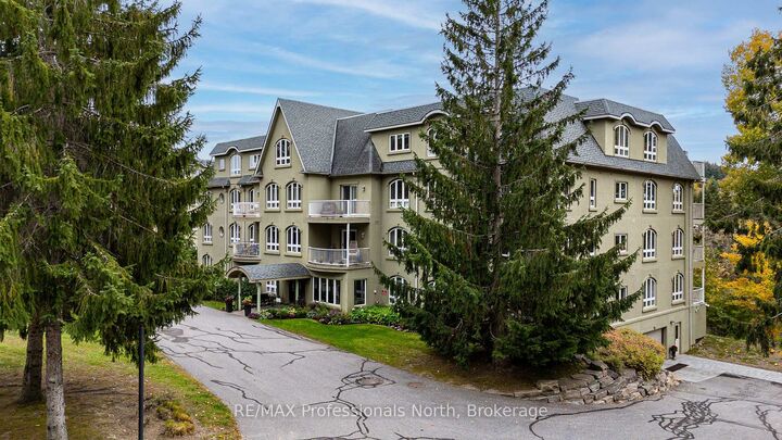 Property Photo:  35 Dairy Lane W 204  ON P1H 2L8 