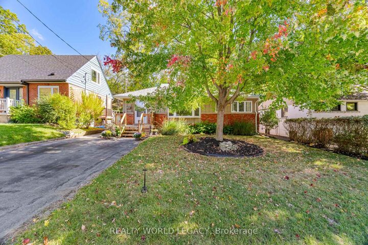 Property Photo:  18 Delsey Street  ON L9H 1S1 