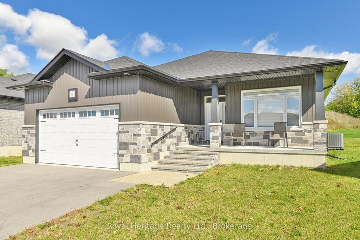 Property Photo:  5 Schmidt Way  ON K8V 0L5 