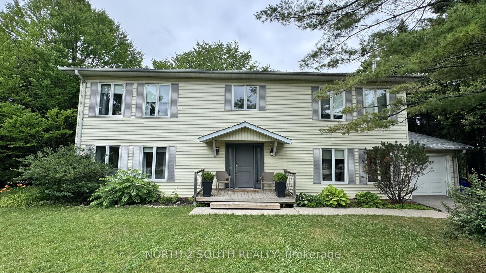 Property Photo:  610 Sunset Beach Road  ON L4E 3J6 