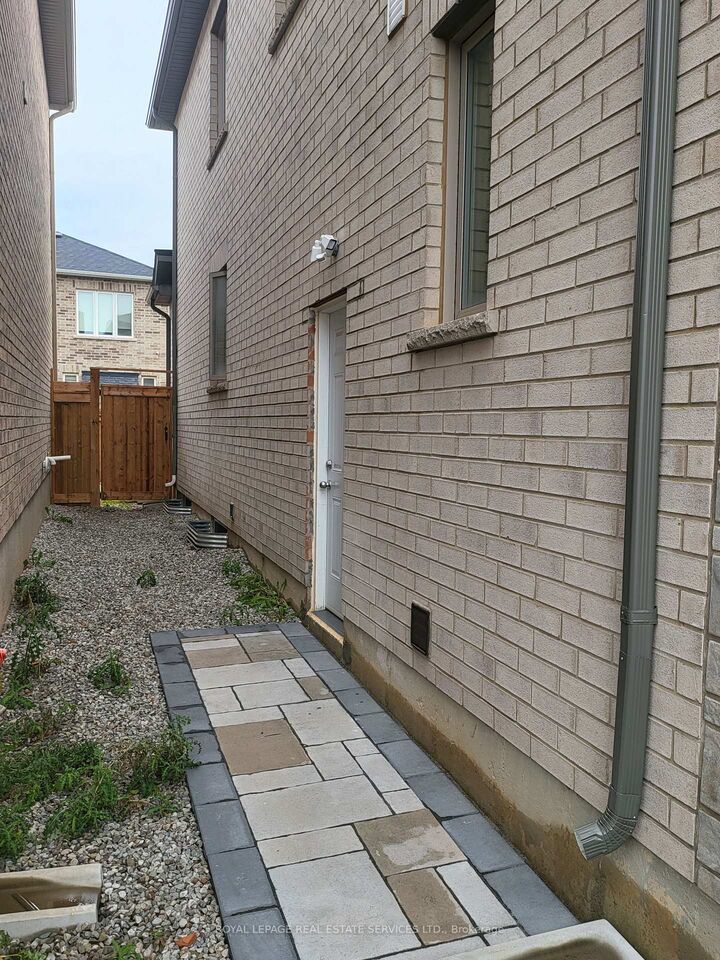 Property Photo:  1241 Trudeau Drive Bsmt  ON L9E 1Y6 