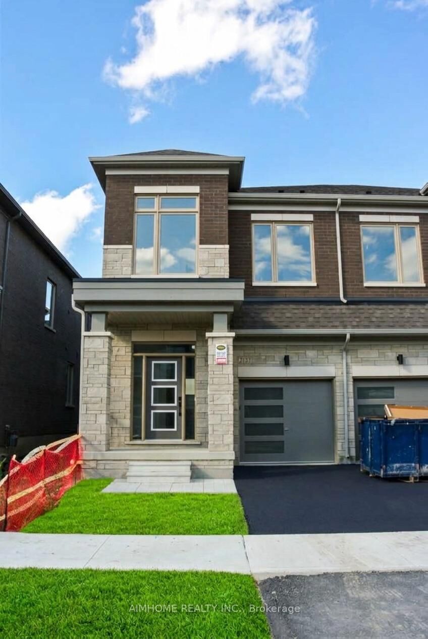 Property Photo:  213 Hook Drive  ON L4S 1L8 