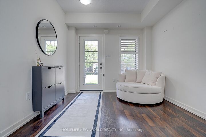 Property Photo:  38 Arborea Lane  ON L4A 1X1 