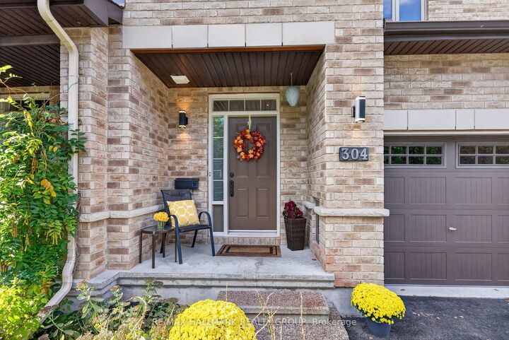 Property Photo:  304 Celtic Ridge Crescent  ON K2W 0B8 