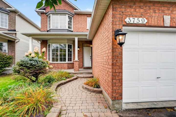 Property Photo:  3759 Twin Falls Place  ON K1V 1W5 