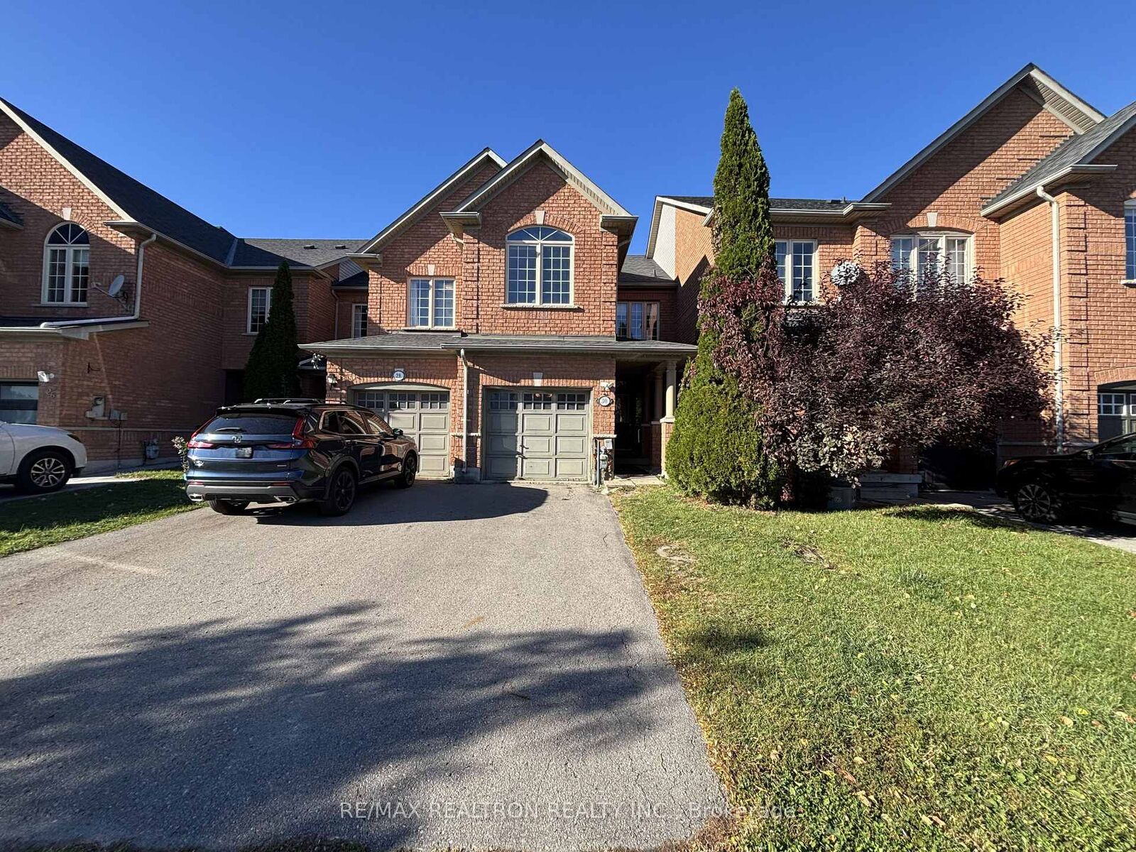 Property Photo:  30 Venture Avenue  ON L4S 2P2 