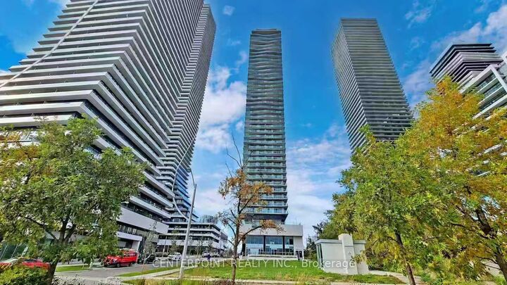 Property Photo:  33 Shore Breeze Drive 810  ON M8V 0G1 
