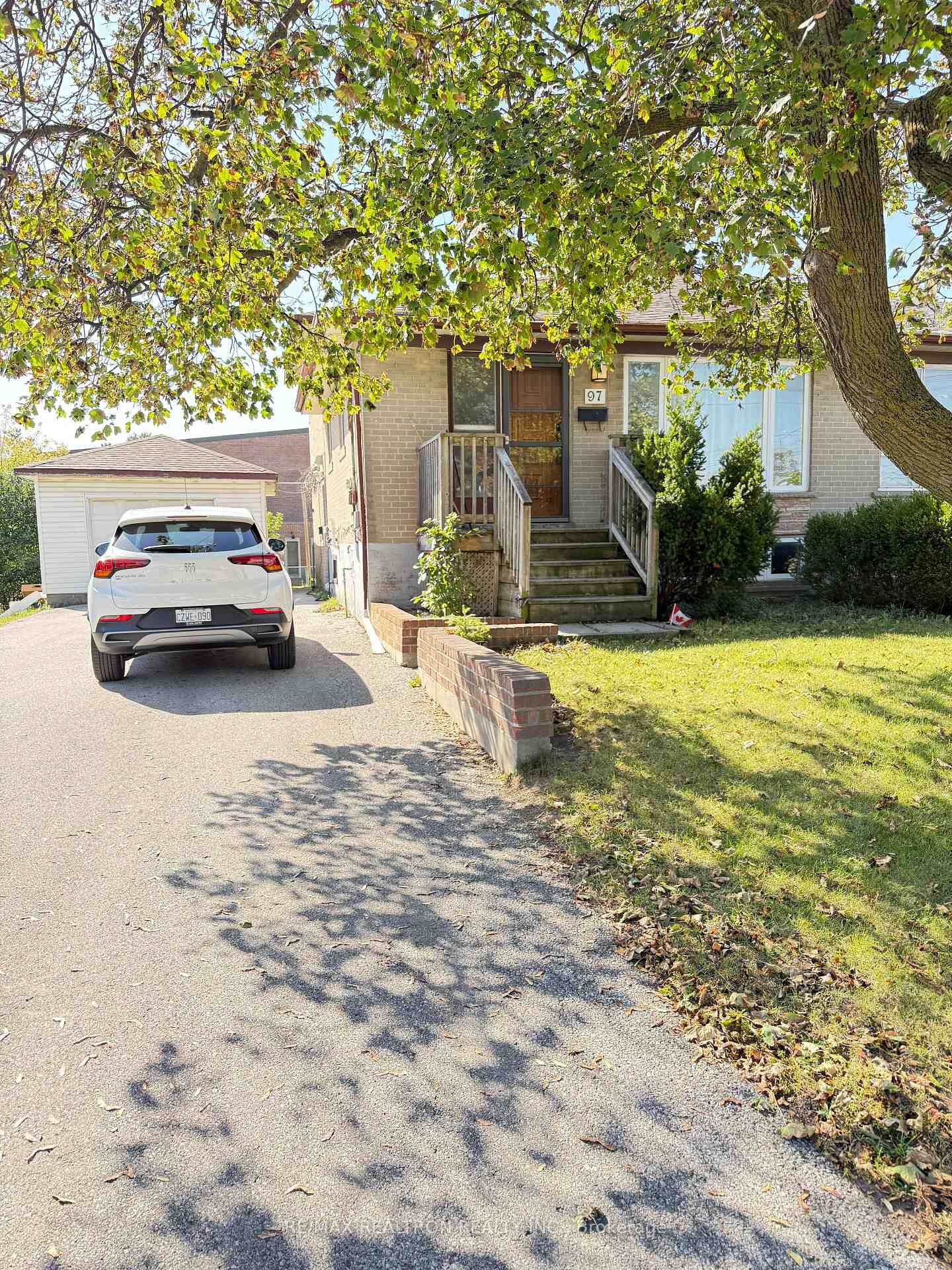 Property Photo: 97 Post Road Lower ON L6V 1X3