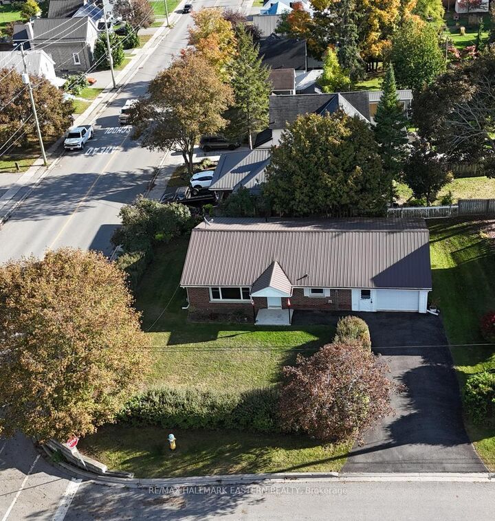 Property Photo:  161 River Street E  ON K0L 1L0 