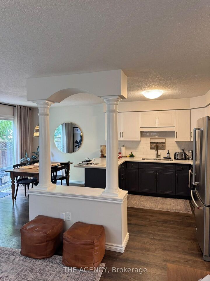 Property Photo:  32 Marcy Crescent  ON N3C 4H5 