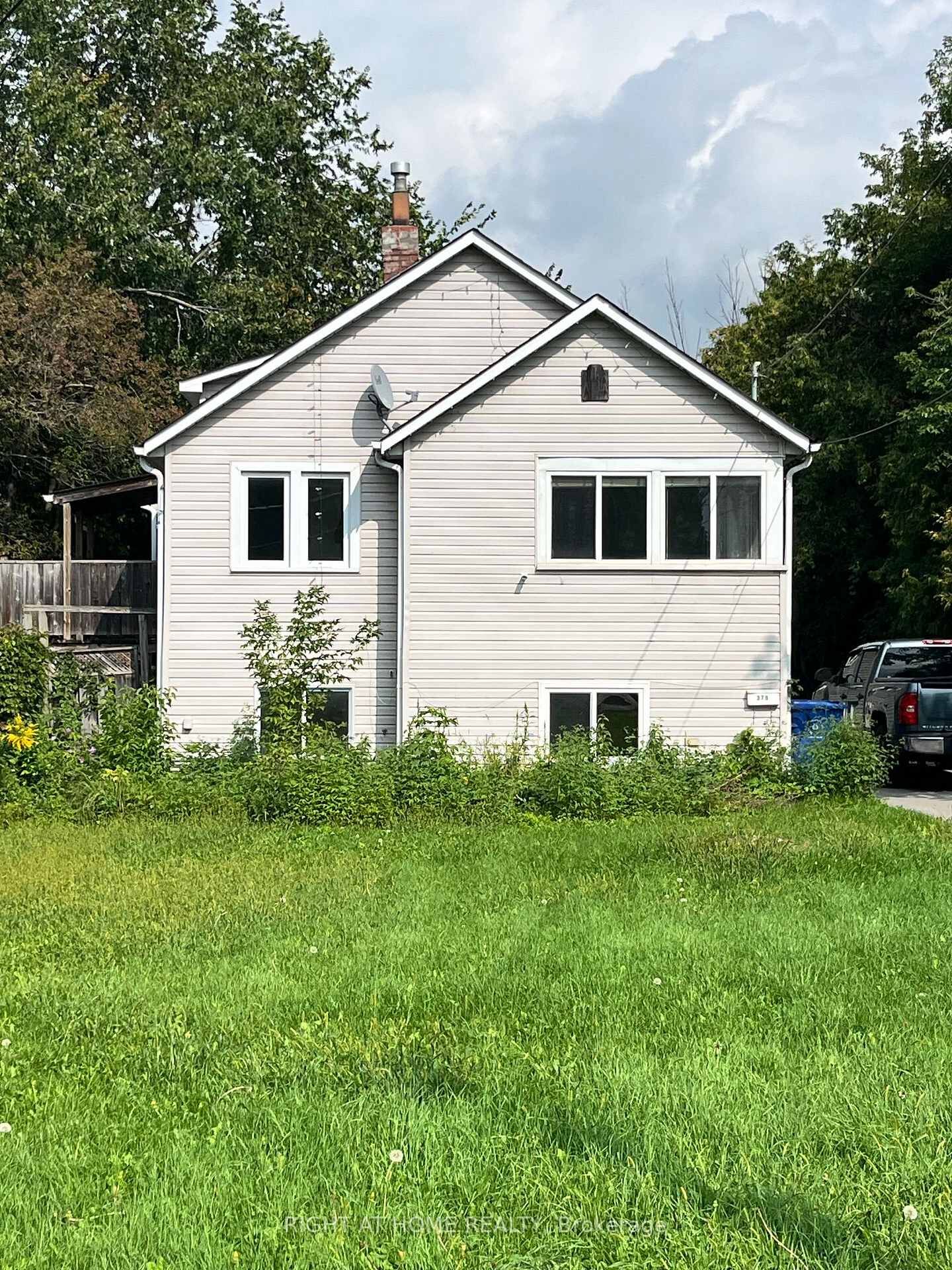 Property Photo:  379 The Queensway South N/A  ON L4P 2C4 