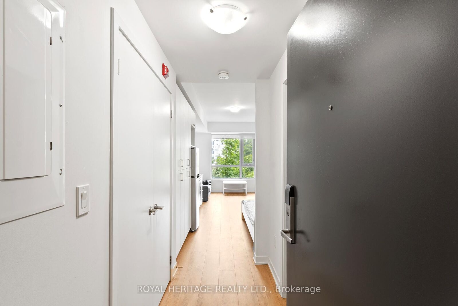 Property Photo:  1800 Simcoe Street N 307  ON L1G 0C2 