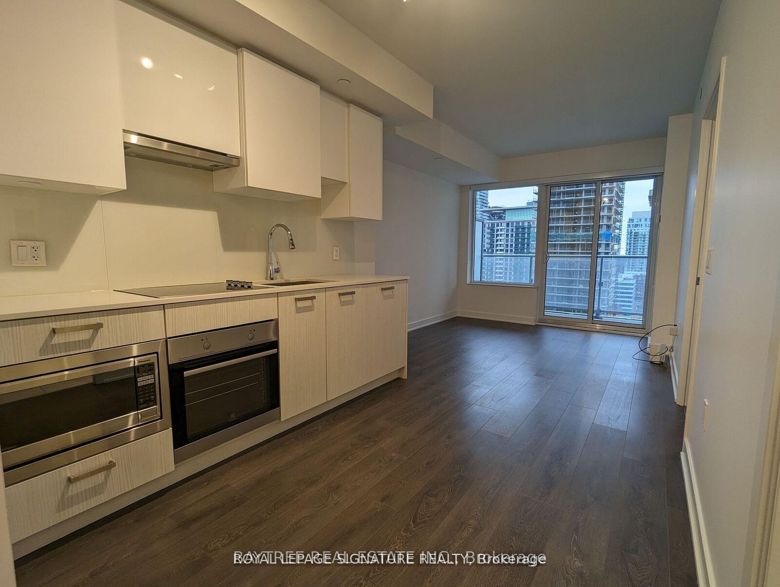 Property Photo: 195 Redpath Avenue 3011 ON M4P 0E4