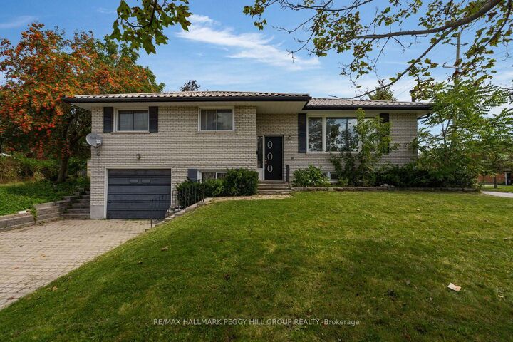 Property Photo:  3 Blue Mound Drive  ON L4M 4B1 
