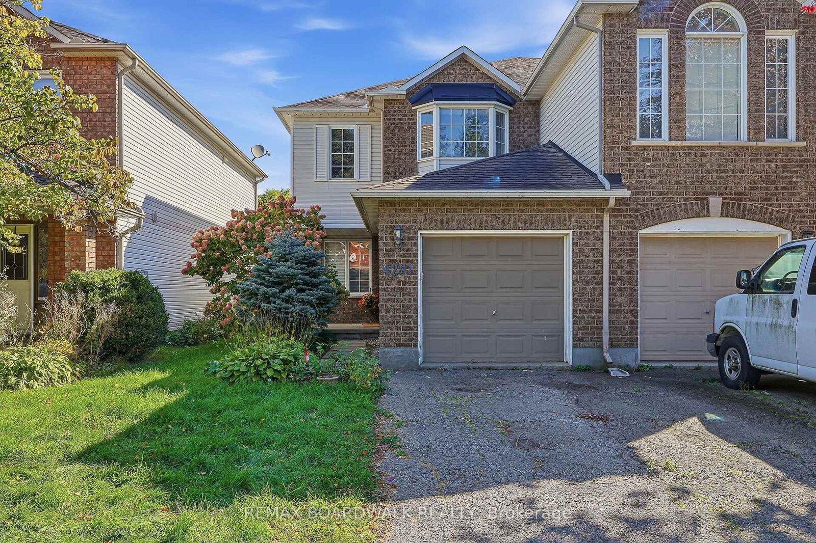 Property Photo:  4291 Owl Valley Drive  ON K1V 1L8 