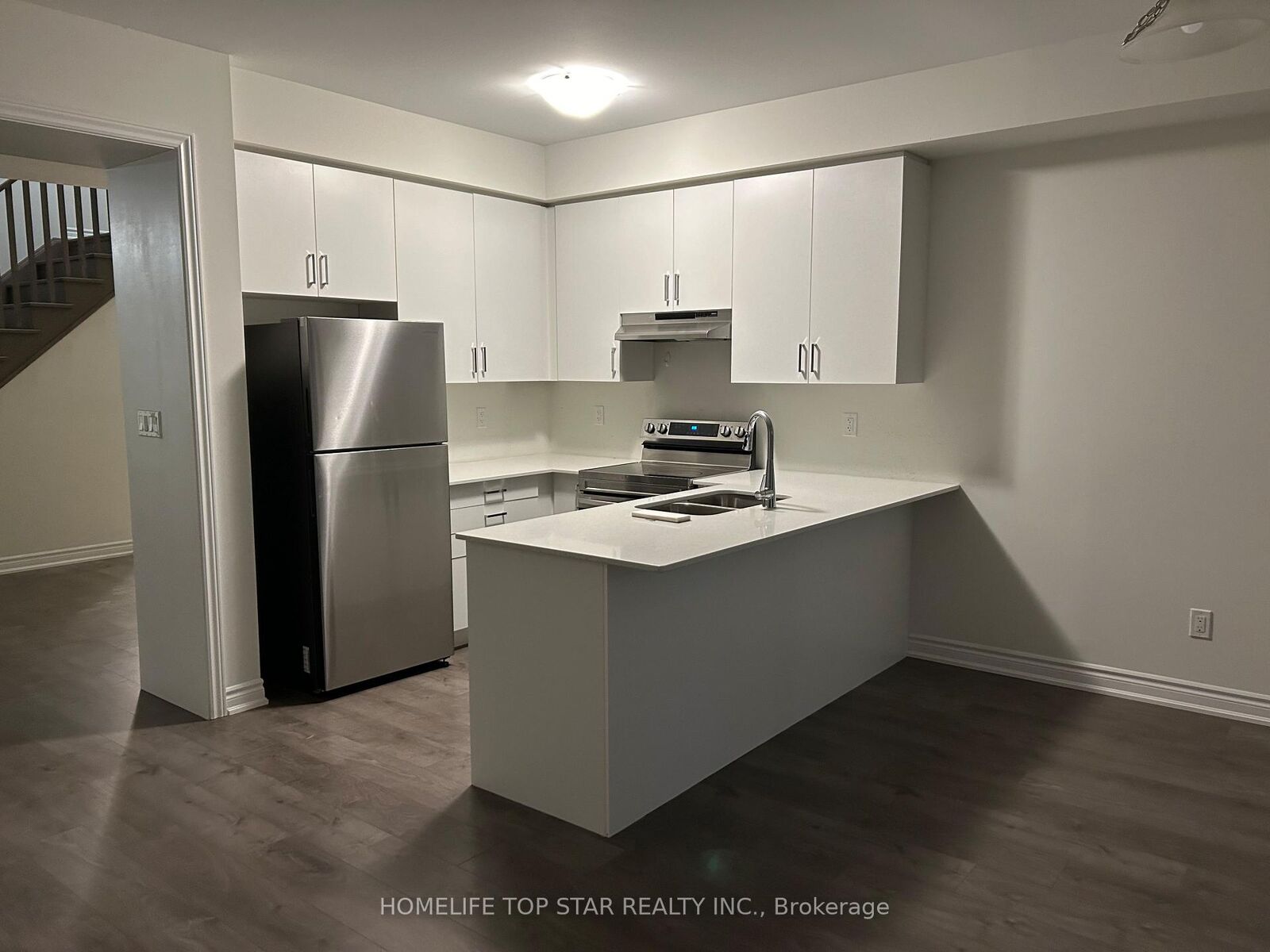 Property Photo:  290 Okanagan Path  ON L1H 0A7 