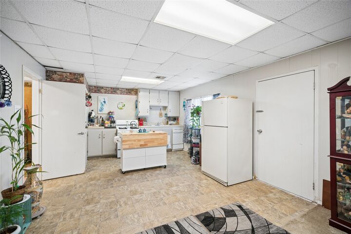Property Photo:  704 N Gertrude Avenue  OK 74467 