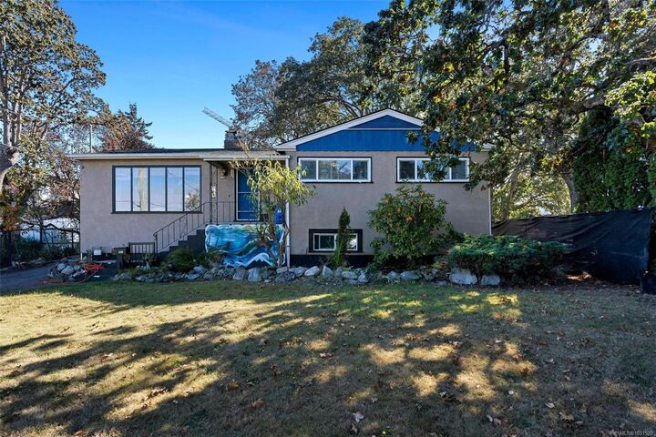 Property Photo:  847 Old Esquimalt Rd  BC V9A 4W9 
