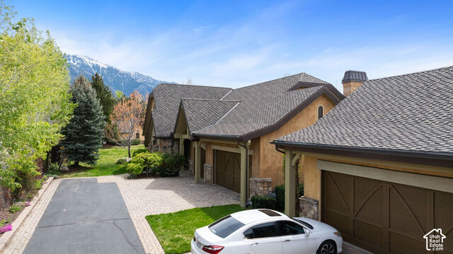 Property Photo: 3168 E Bavarian Ct UT 84093