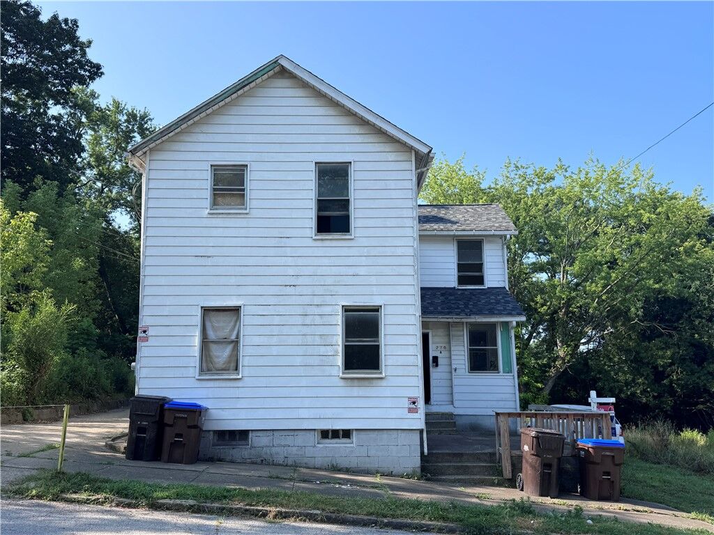 Property Photo:  270 Liberty Street  PA 16146 