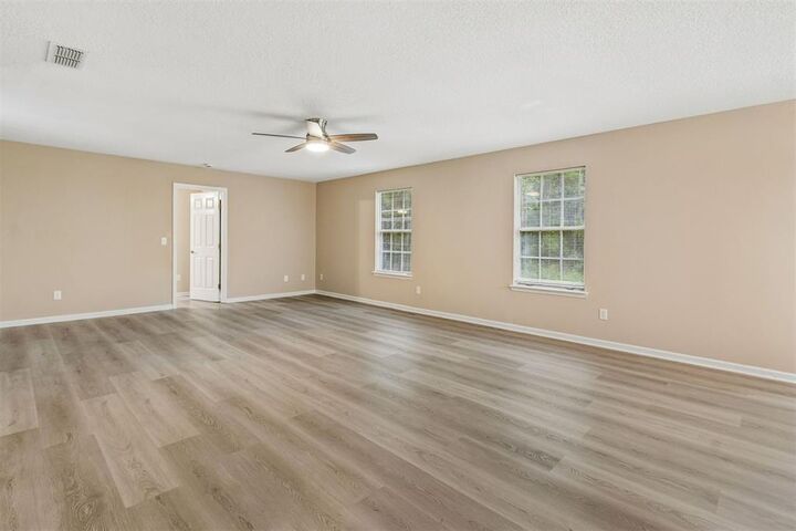 Property Photo:  86212 Bear Lane  FL 32097 