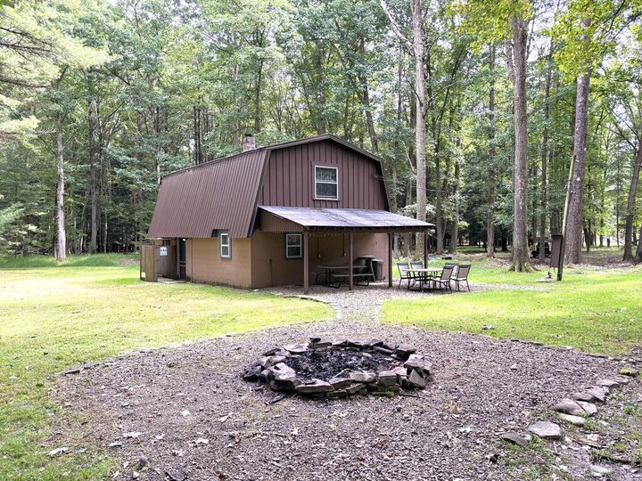 Property Photo:  60 Top Hill Lane  PA 16217 