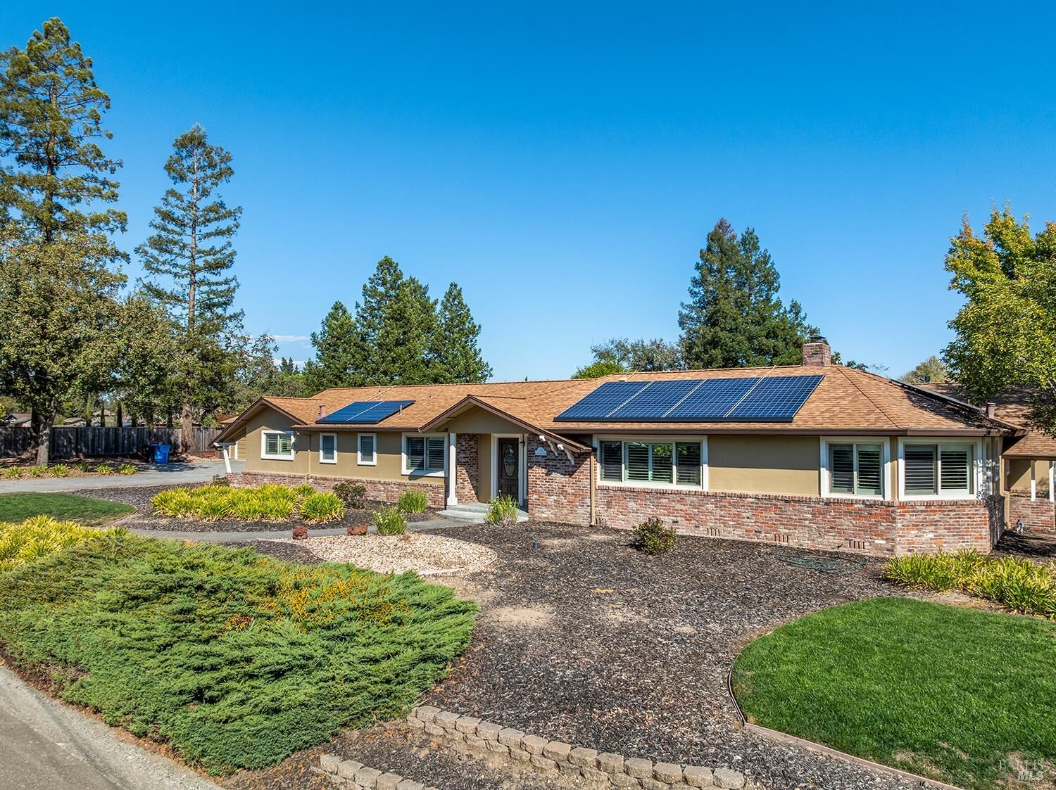 Property Photo:  5199 Oak Meadow Drive  CA 95401 