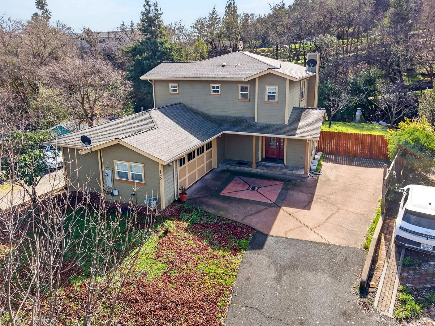 Property Photo:  605 Redwood Avenue  CA 95482 