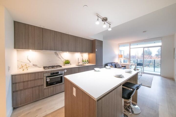 Property Photo:  6463 Silver Avenue  BC V5H 0K4 