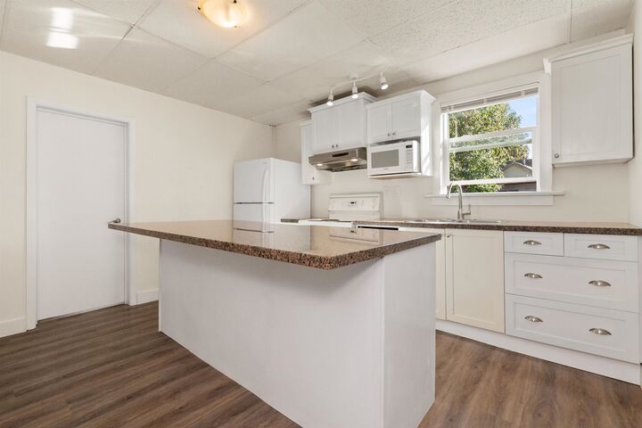Photo de la propriété: 45874 Trethewey Avenue BC V2P 1K5