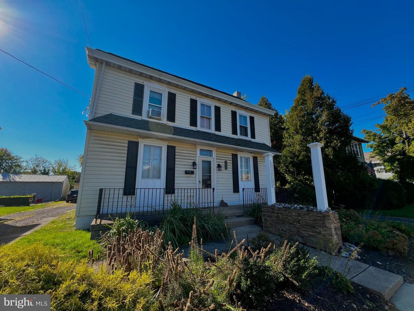 Property Photo:  66 N Market St #1  PA 19440 