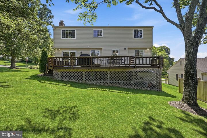 Property Photo:  6816 Rock Creek Court  VA 22306 