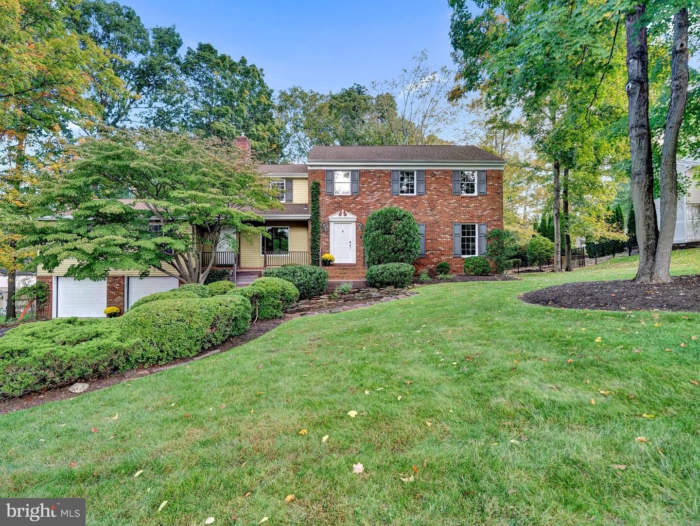Property Photo:  12 Twining Lane  NJ 08628 