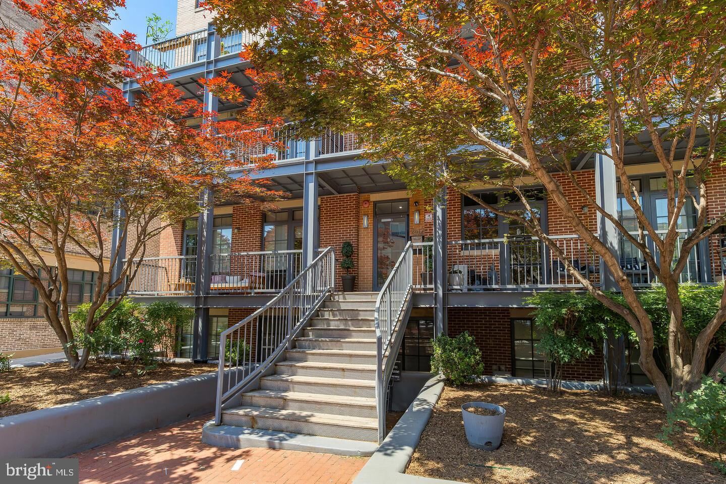 Property Photo:  2412 17th Street NW C-03  DC 20009 